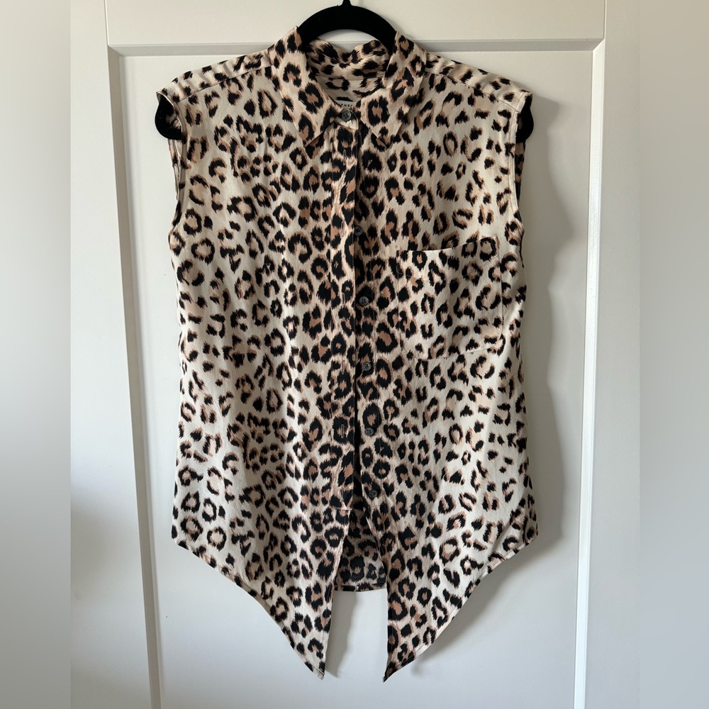 Equipment Femme Silk Leopard Sleeveless Blouse size Small